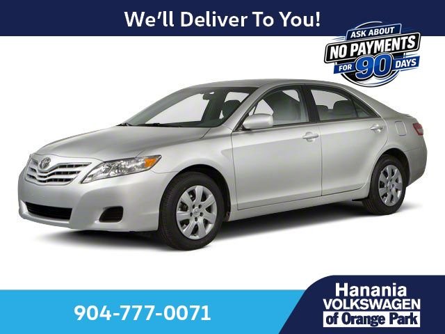 Used 2010 White Toyota LE image 1