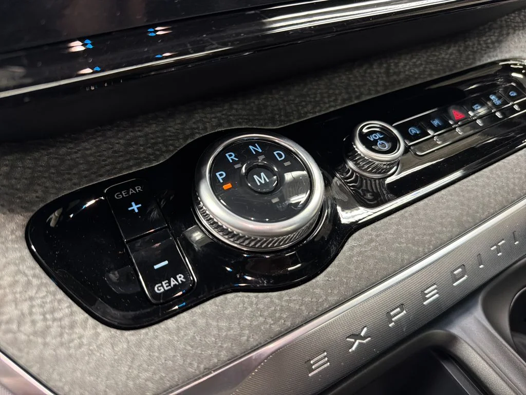 New 2026 Gray Ford Tremor image 28
