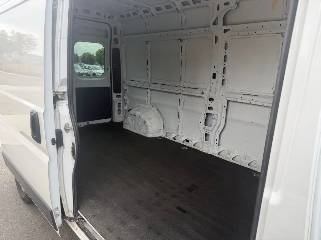 Used 2023 White Ram High Roof image 17