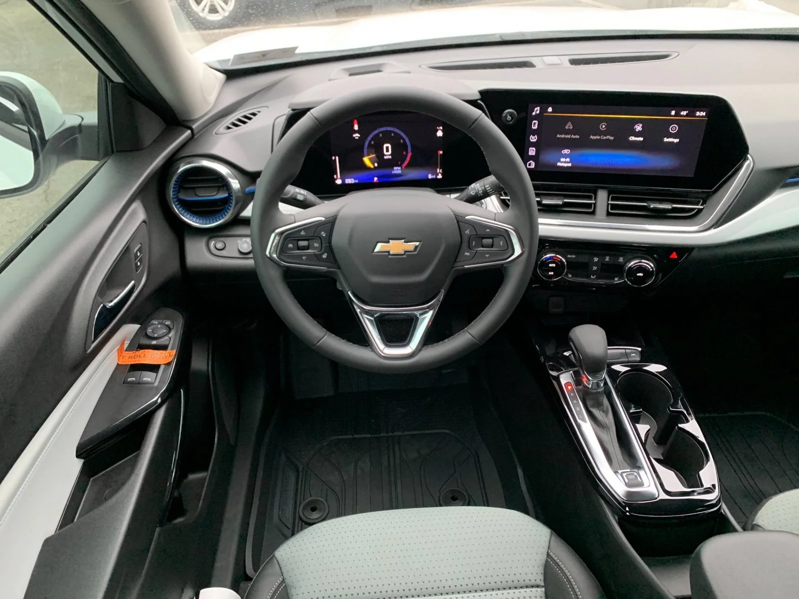 2026 Chevrolet Trax LT - Photo 15