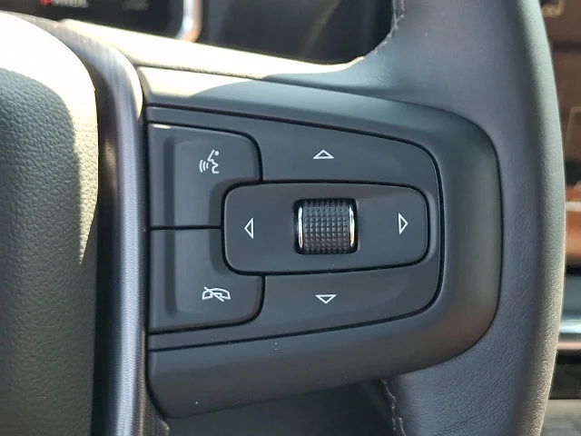 New 2026 Glacier White Tricoat GMC Denali Ultimate image 19