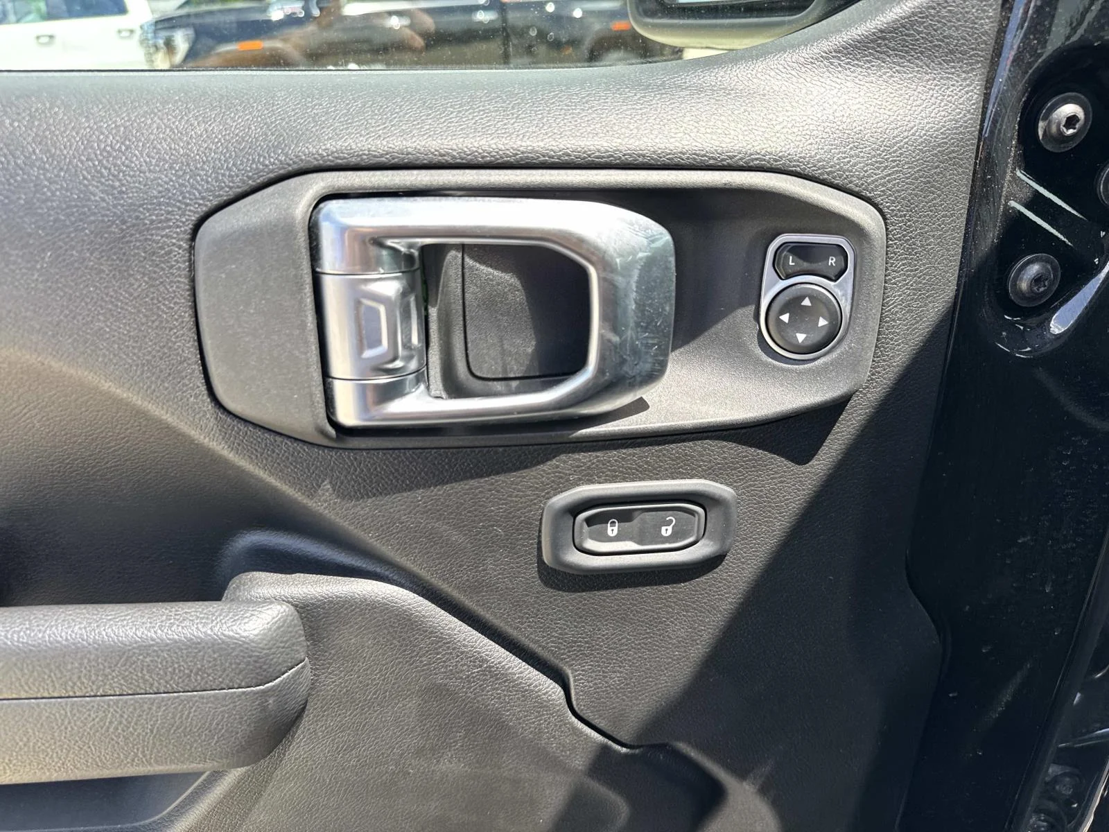 Used 2025 Black Clearcoat Jeep Rubicon 4x4 image 20