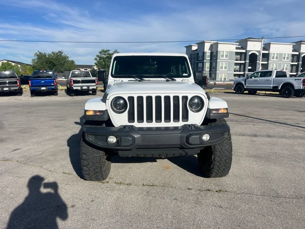 Used 2020 Bright White Clearcoat Jeep Unlimited Sahara image 14