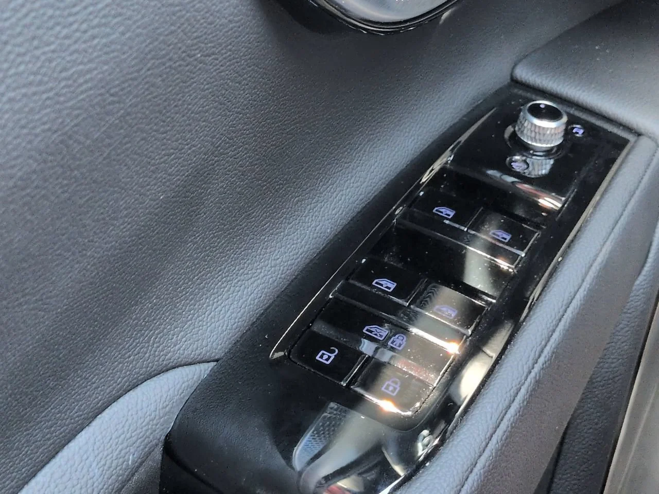 Used 2023 Gray Maserati GT image 22
