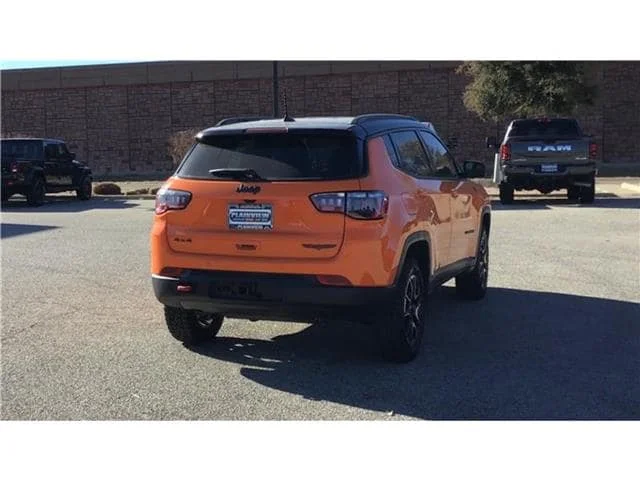 New 2026 Joose  Paint Jeep TRAILHAWK 4X4 image 2
