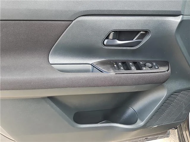 Used 2025 Gun Metallic Nissan S All-Wheel Drive image 11