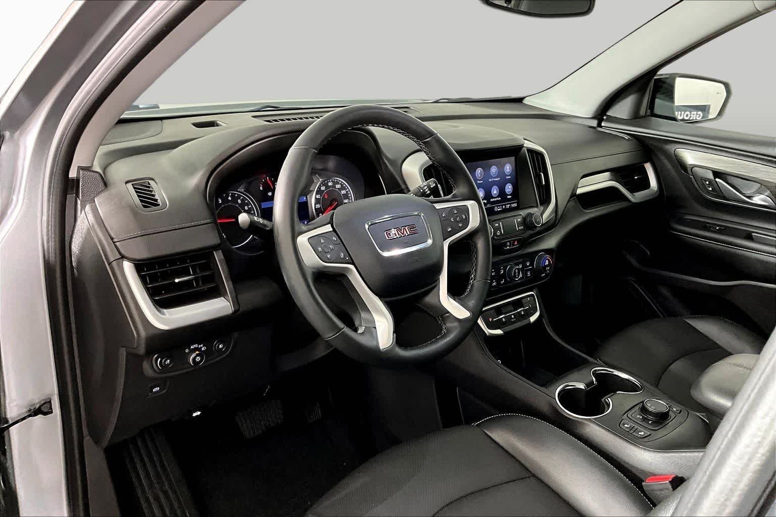 Used 2024 Sterling Metallic GMC SLT image 15
