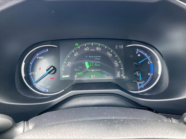 Used 2025 Ice Toyota LE image 23