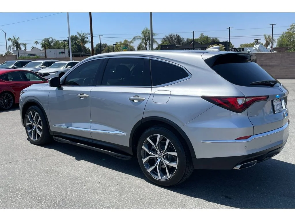 Used 2023 Lunar Silver Metallic Acura TECH image 3