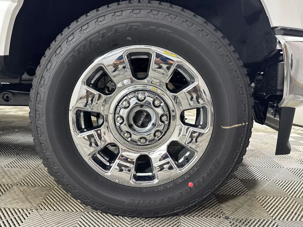 New 2026 White Ford Lariat image 17