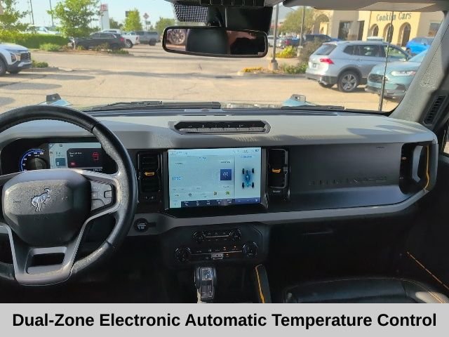 Used 2022 Green Metallic Ford Badlands image 4