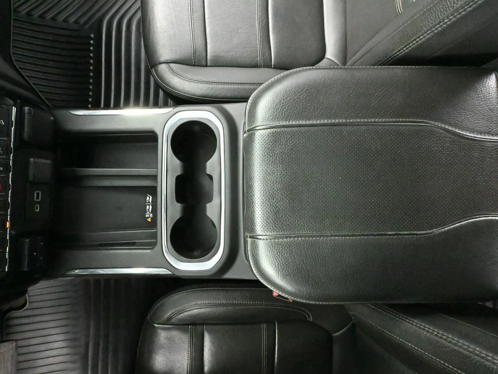 Used 2023 Black GMC Denali image 41