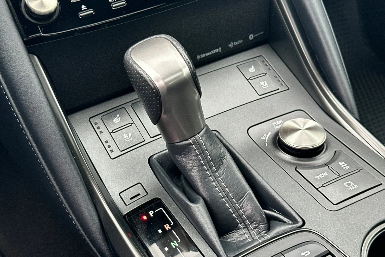 2024 Lexus IS 350 F SPORT DESIGN - Photo 17