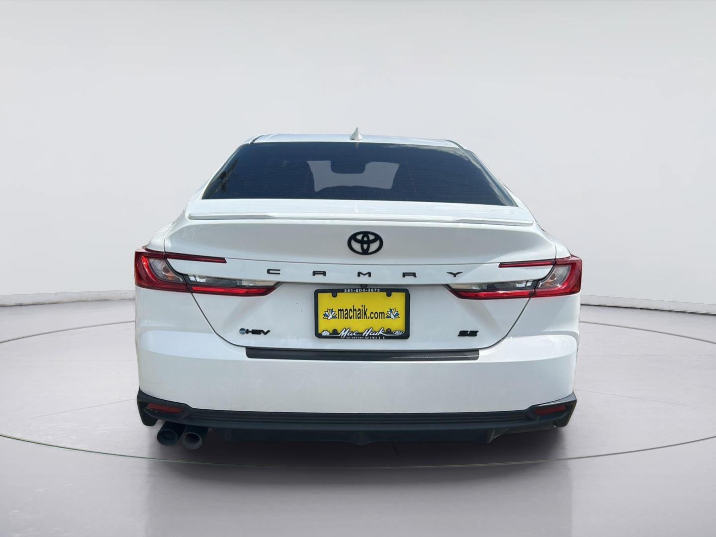Used 2025 Ice Cap Toyota SE image 5