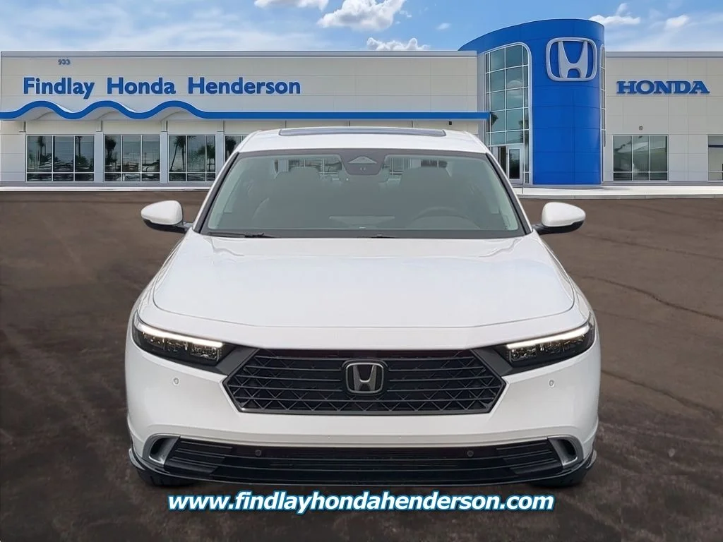 New 2026 Platinum White Pearl Honda Touring image 8