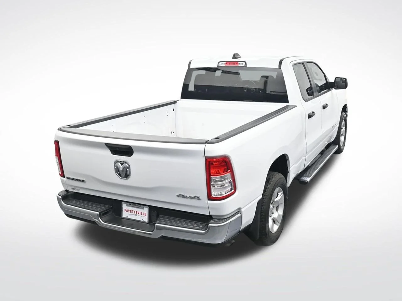Used 2023 White Ram Big Horn/Lone Star image 24