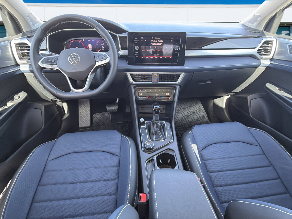 New 2027 Gray Volkswagen 1.5T SEL image 11