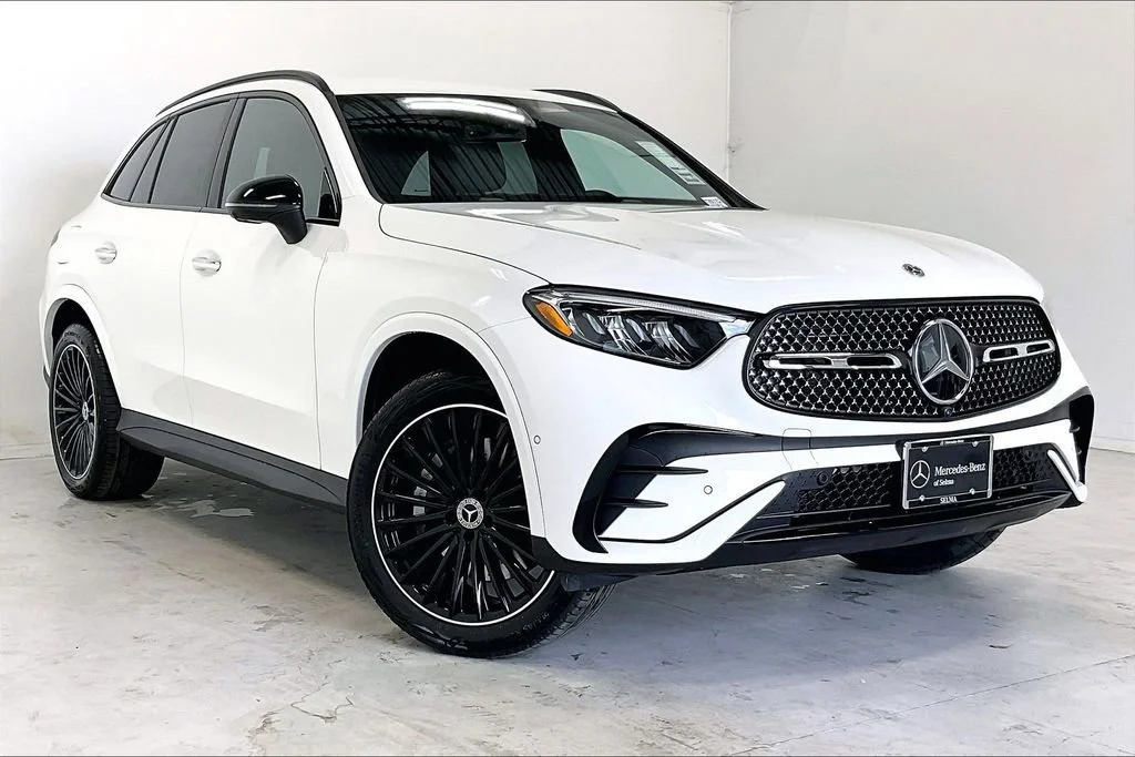 New 2026 Polar White Mercedes-Benz GLC 300 image 13