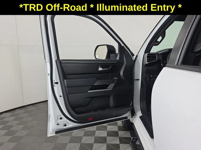 Used 2025 Ice Toyota SR5 image 25