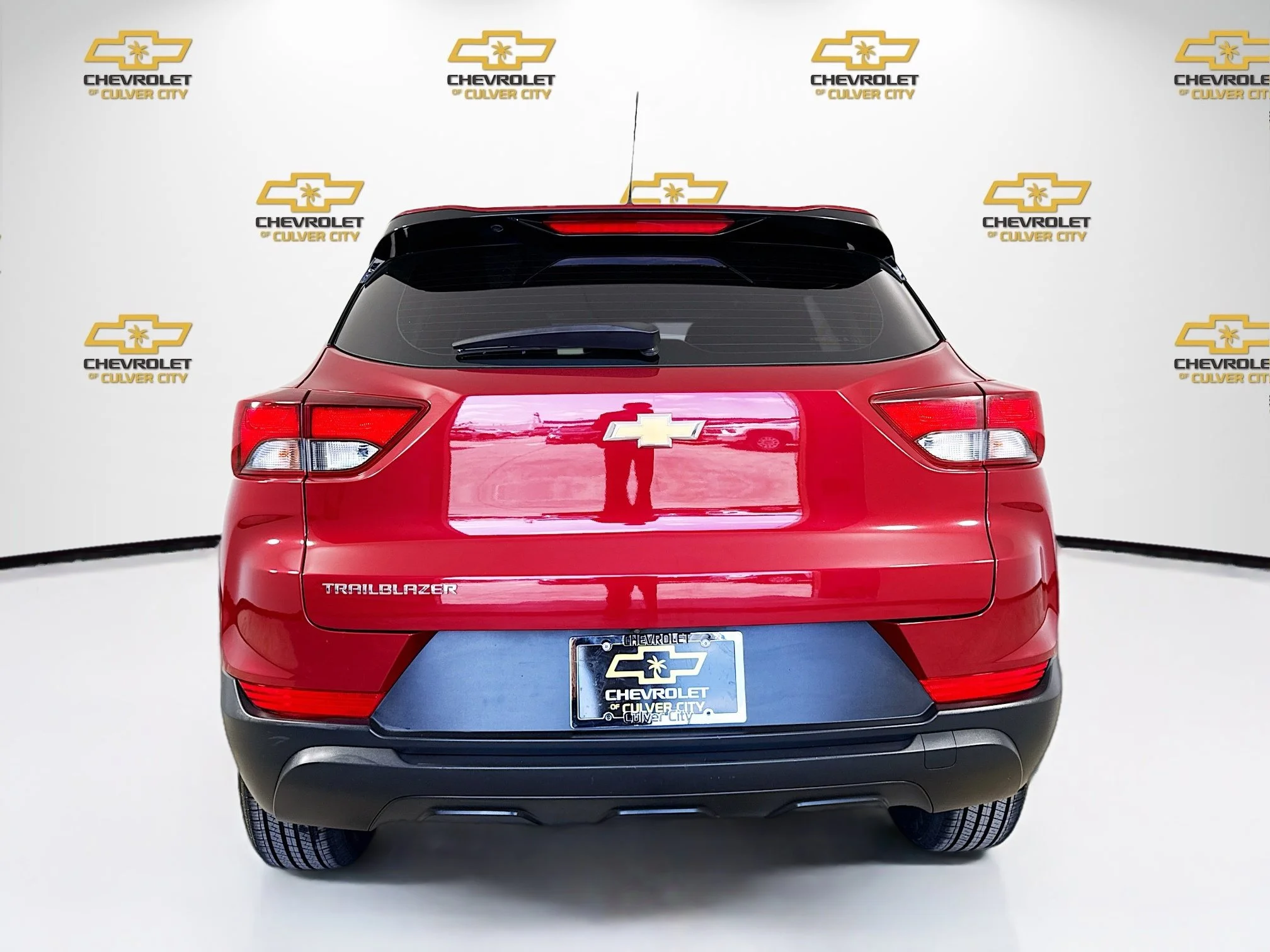 Used 2021 SCARLET RED METALLIC Chevrolet LS image 7