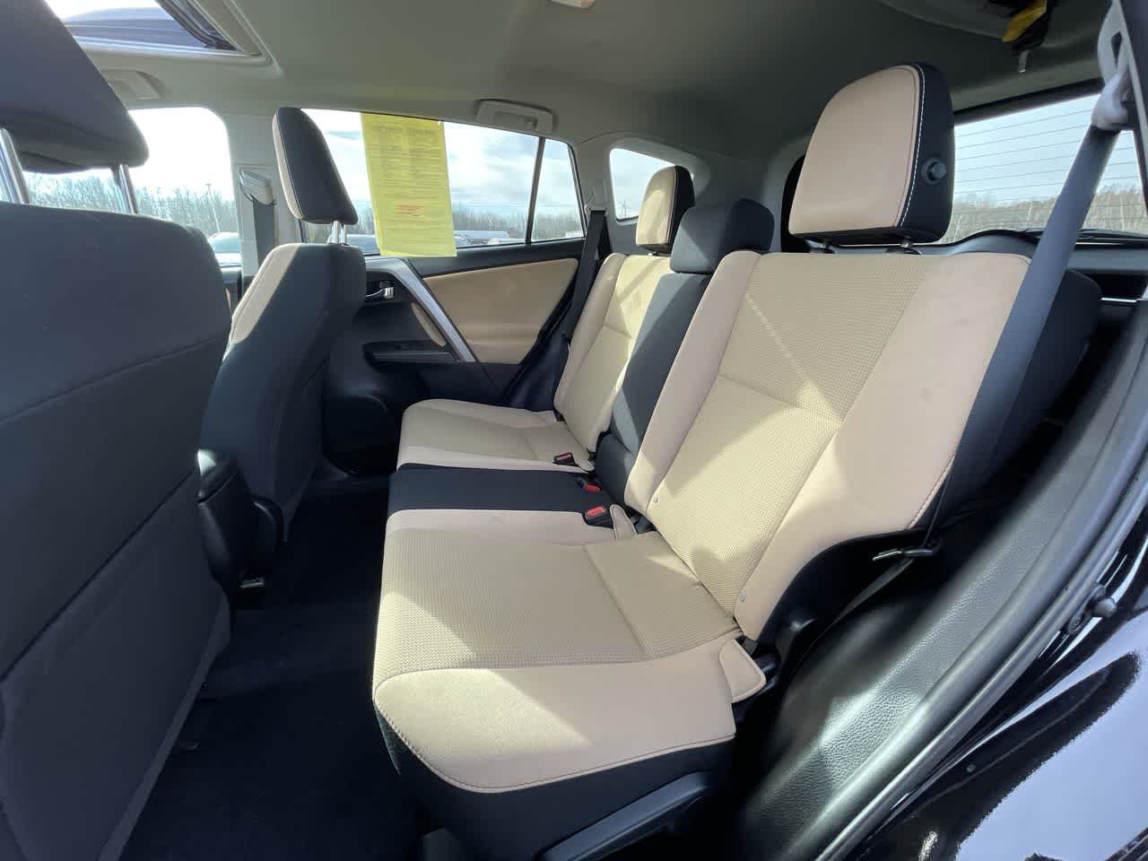 Used 2017 Black Toyota XLE image 16