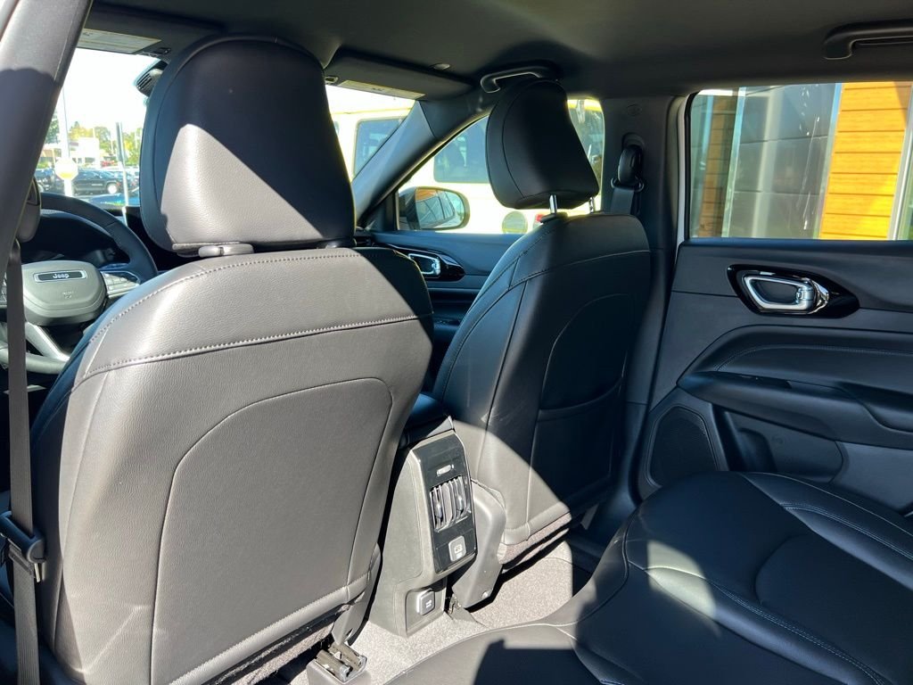 New 2026 Bright White Clearcoat Jeep Limited image 28