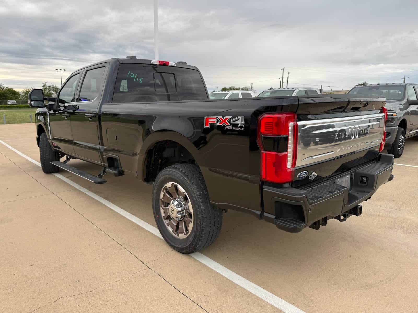 Used 2024 Agate Black/Darkened Bronze Ford King Ranch image 6