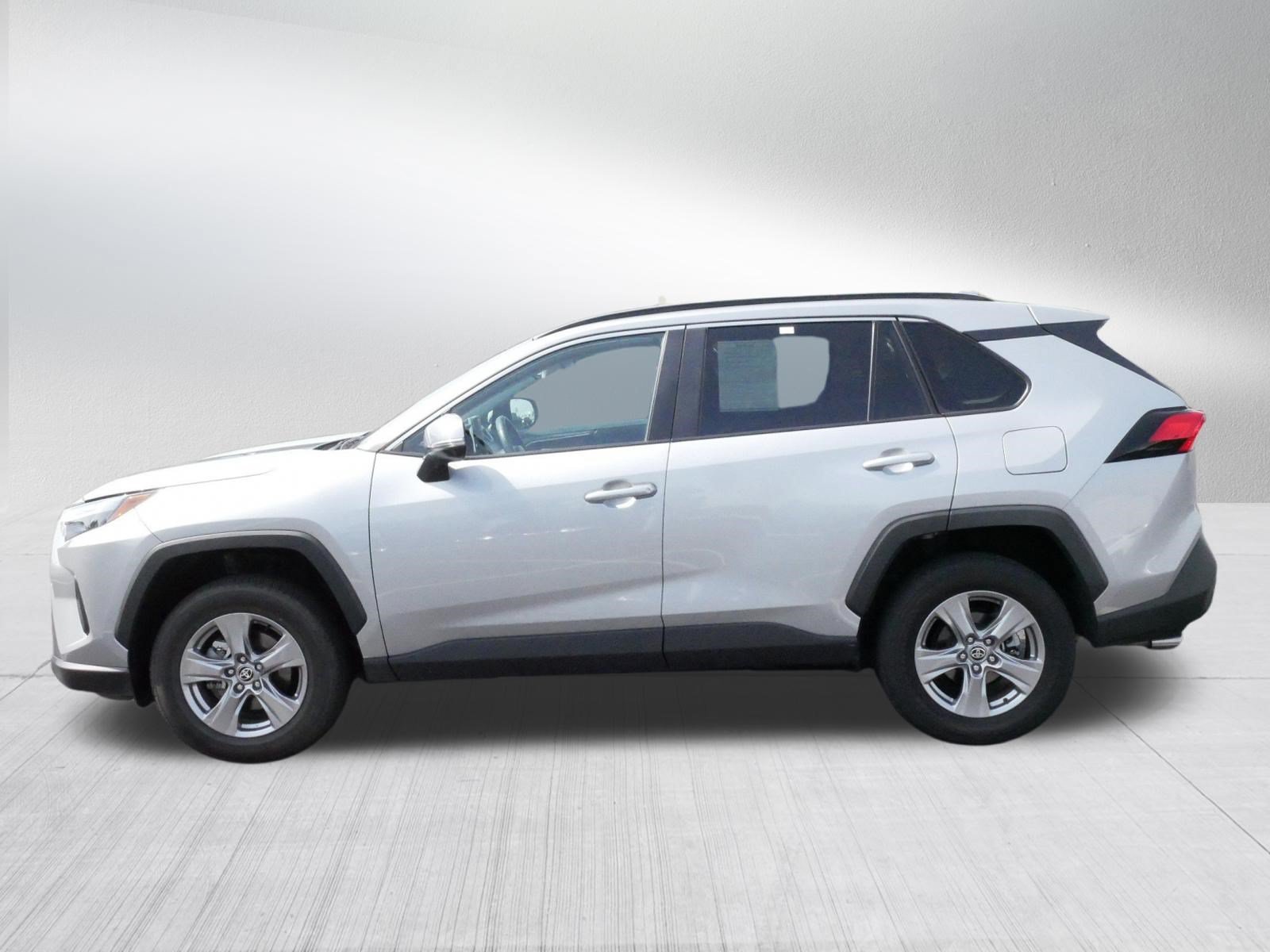 Certified Used 2025 SILVER SKY METALLIC Toyota XLE image 4