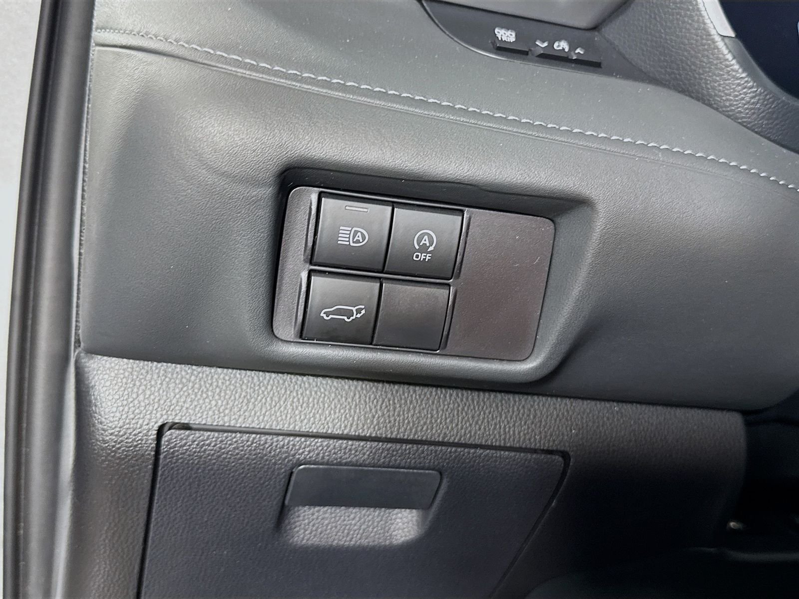 2025 Toyota Highlander XSE - Photo 11