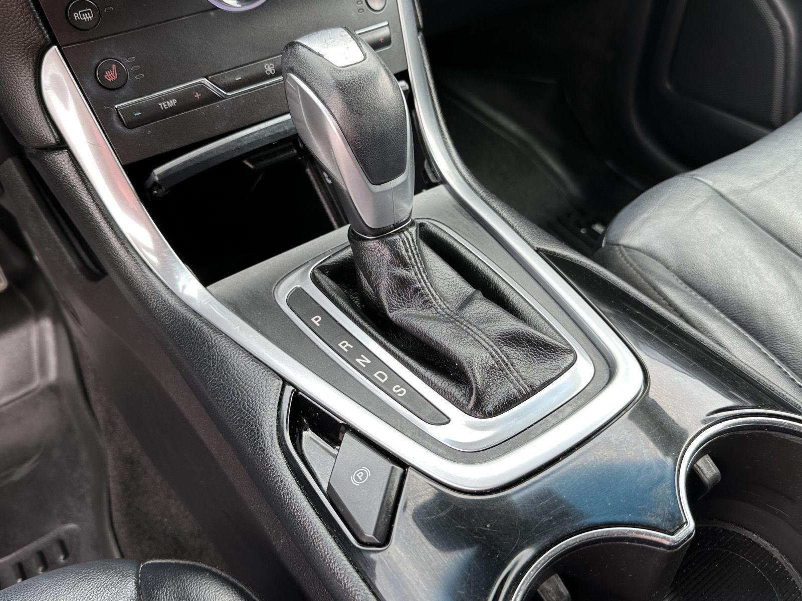 Used 2015 Silver Ford Titanium image 33