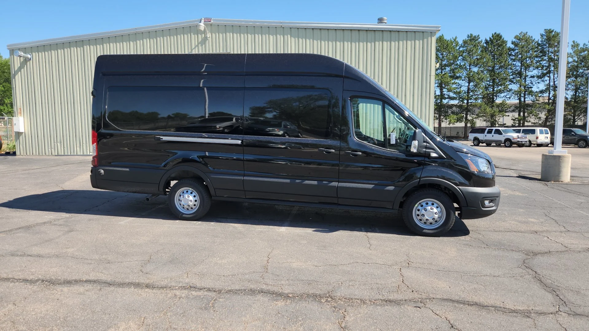 New 2026 Agate Black Metallic Ford Base image 8