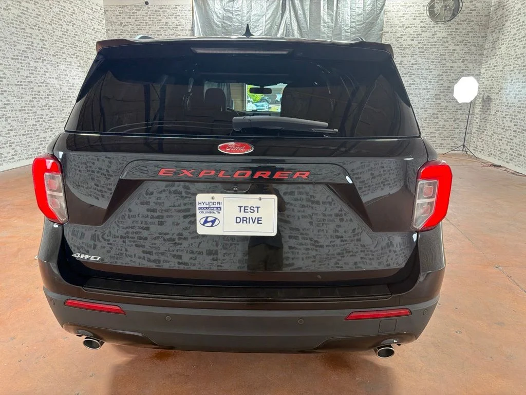 Used 2022 Agate Black Metallic Ford ST-Line image 6