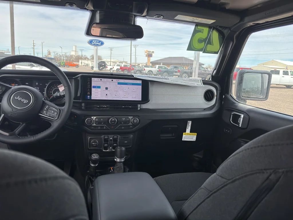 2025 Jeep Wrangler 4-Door Sport S - Photo 17