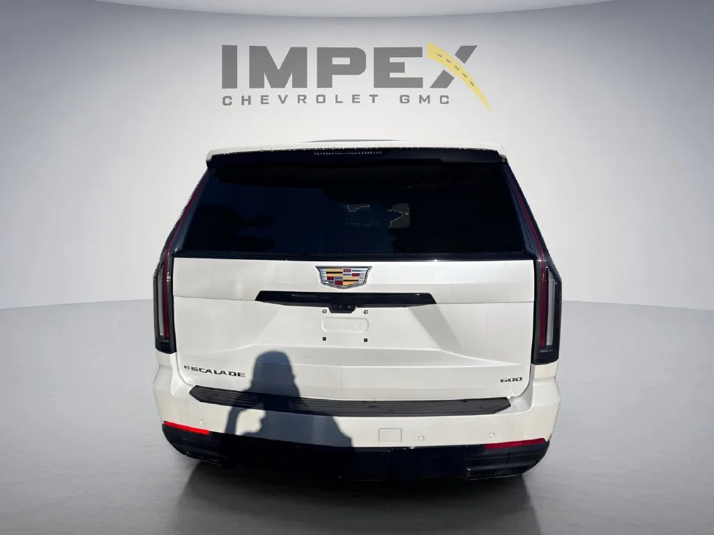 Used 2025 White Cadillac Sport Platinum image 4