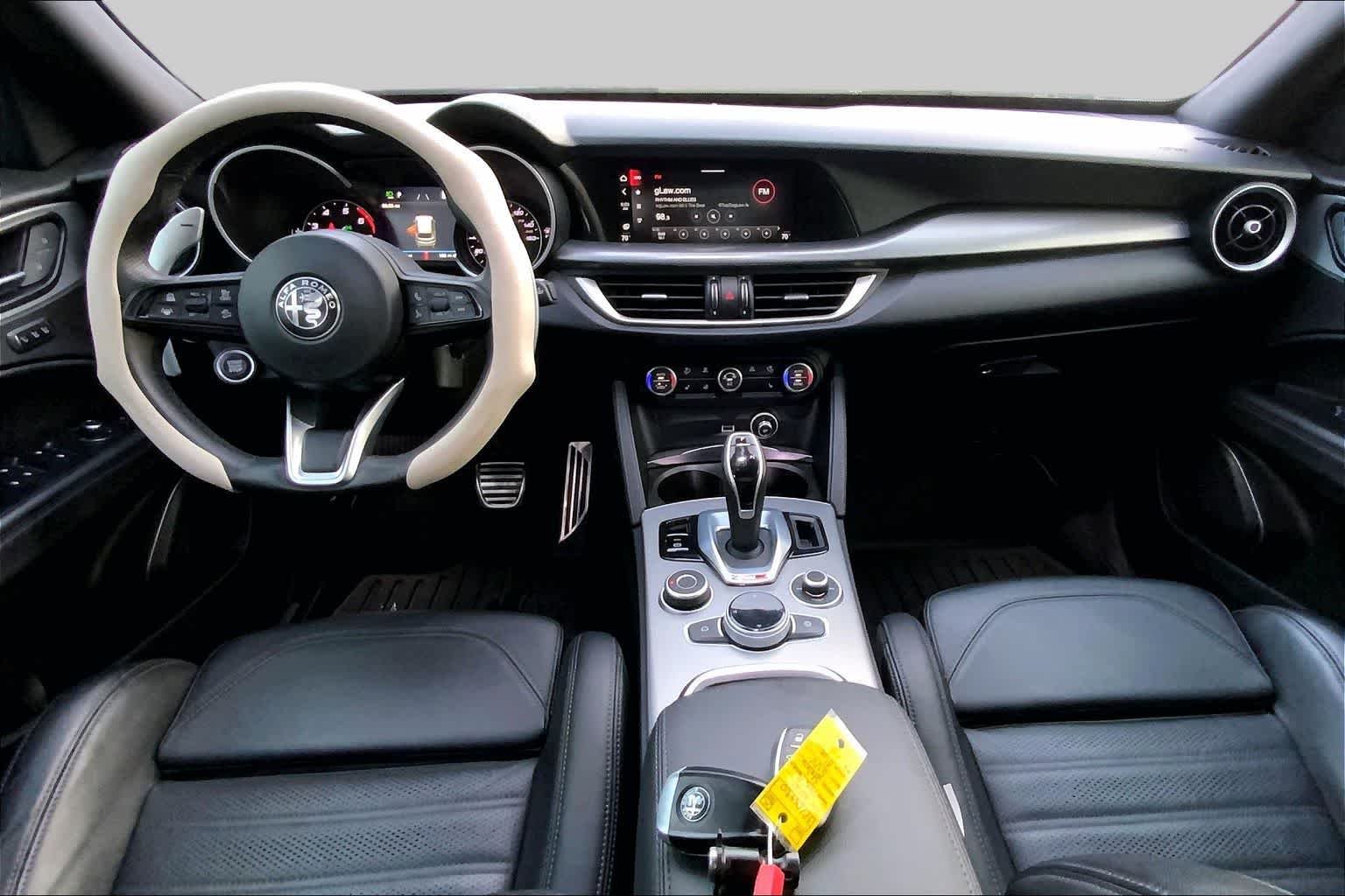 Used 2023 Alfa White Alfa Romeo Veloce image 15