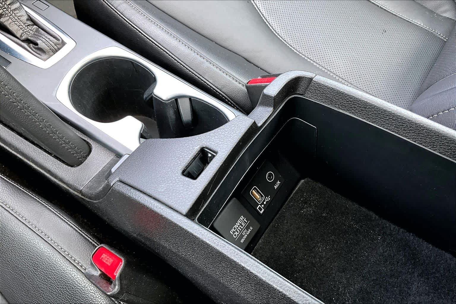 Used 2019 Platinum White Pearl Acura w/Premium Pkg image 34