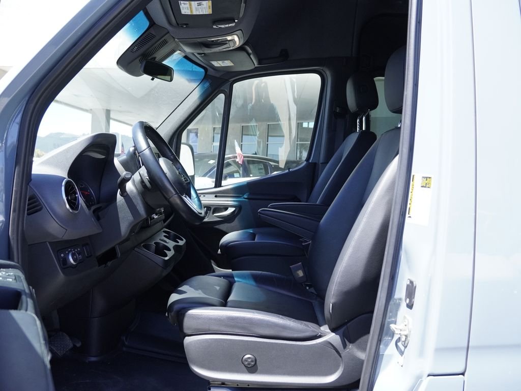 Used 2023  Mercedes-Benz Passenger 144 WB image 20