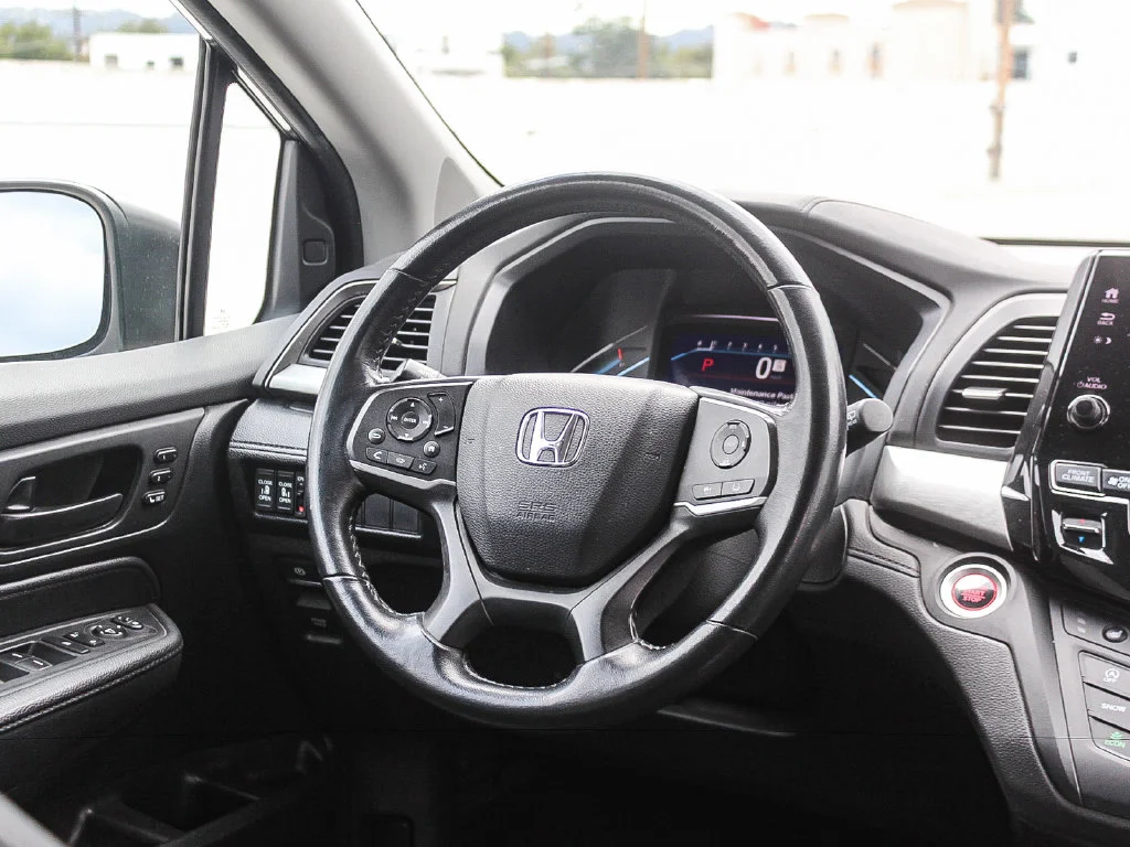 2023 Honda Odyssey EX-L - Photo 16
