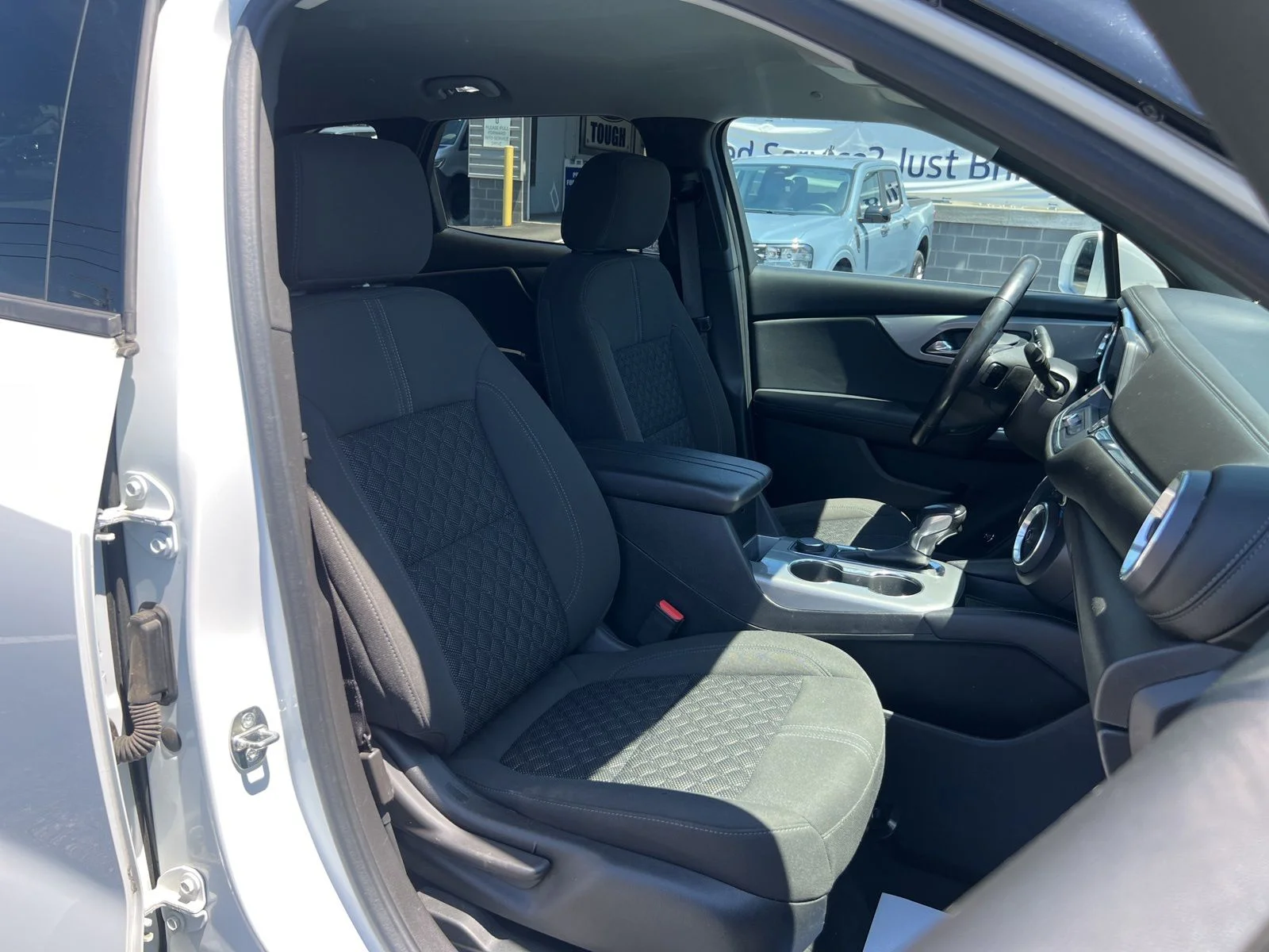 Used 2019 Summit White Chevrolet Base image 46