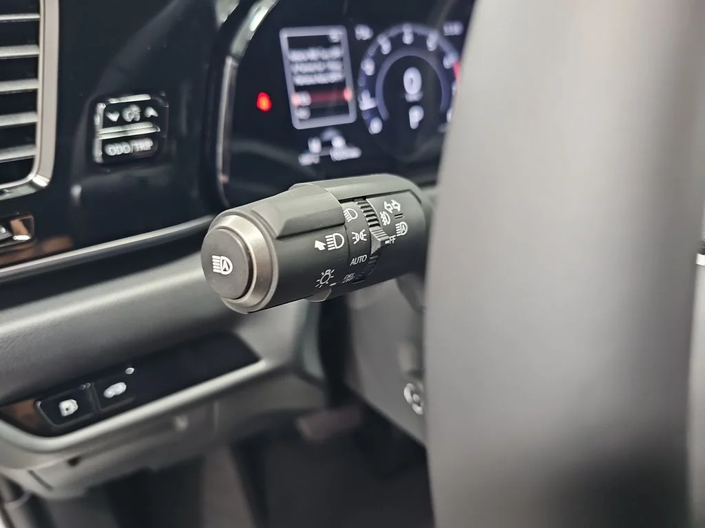 New 2026 Ultra White Lexus PREMIUM image 25