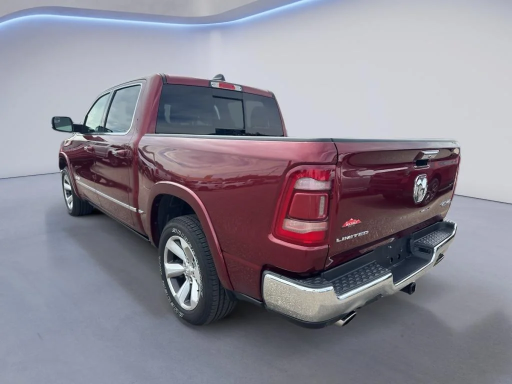 Used 2022 Delmonico Red Pearlcoat Ram Limited image 8