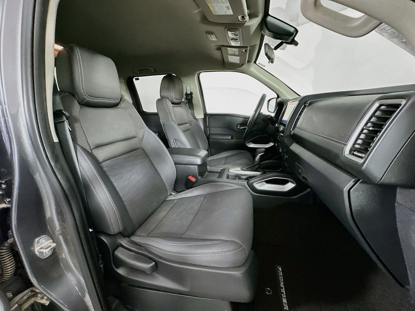Used 2022 Gun Metallic Nissan SV image 24