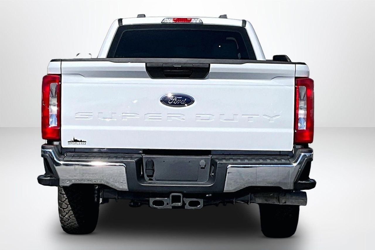 2024 Ford F-350 Super Duty XL - Photo 7