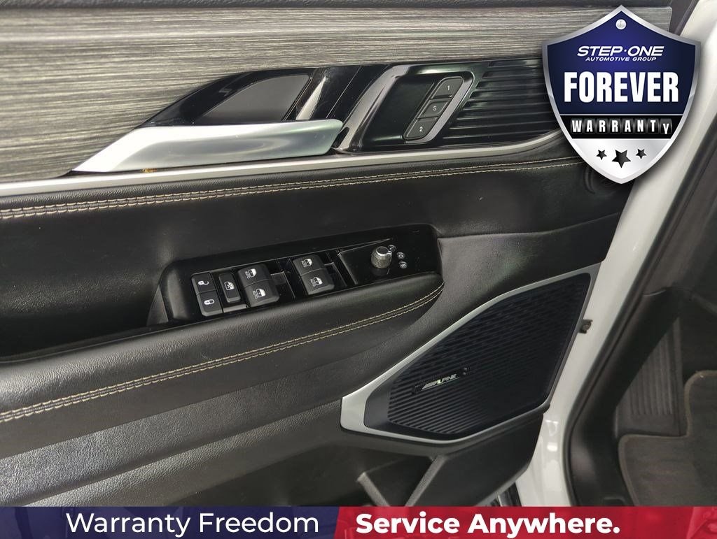 Used 2024 White Jeep Series II image 19