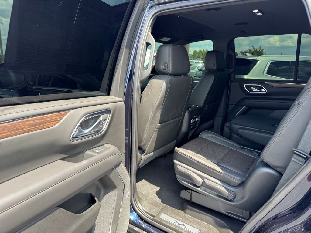 Used 2021 Blue Chevrolet High Country image 37