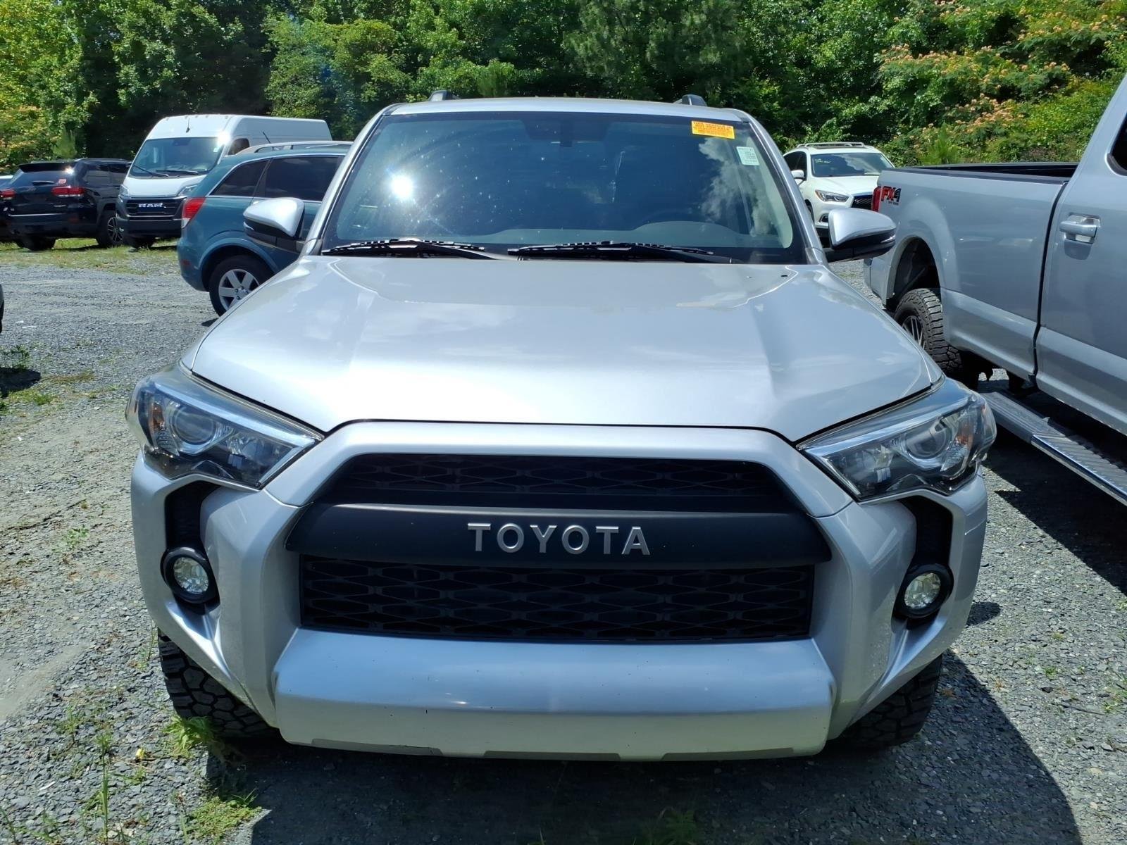 Used 2019 Classic Silver Metallic Toyota SR5 Premium image 4