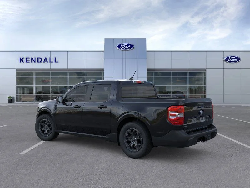 New 2026 Black Ford XLT image 4