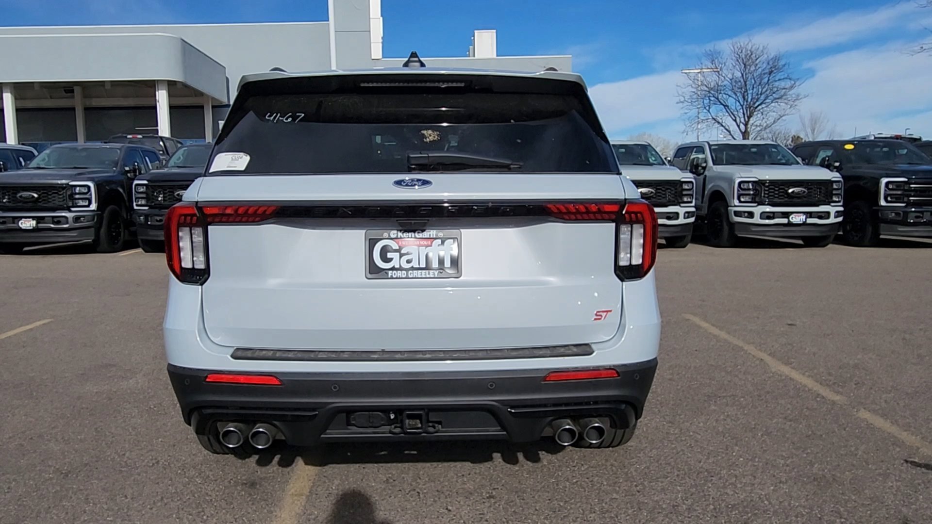 2026 Ford Explorer ST - Photo 29