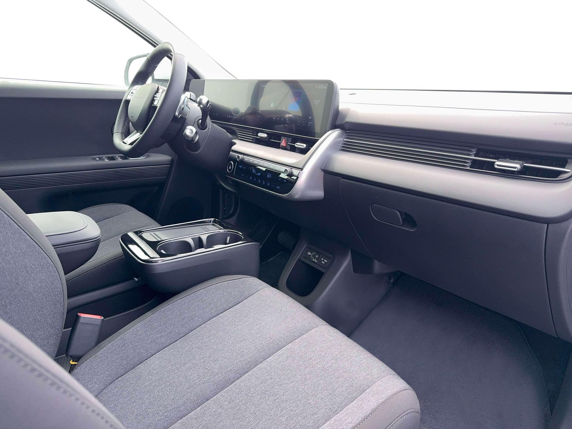 New 2026 Cyber Gray Hyundai SE image 30