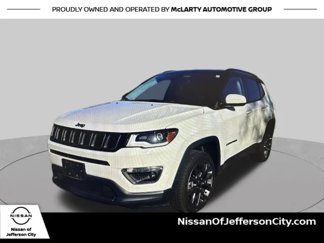 Used 2019 White Jeep Limited image 1